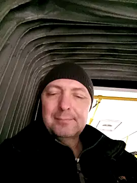 Snapshot of Pokaz2020 chatting on 01.28.25 Pokaz2020 online show from 01.28.25