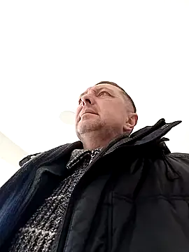 Snapshot of Pokaz2020 chatting on 02.18.25 Pokaz2020 online show from 02.18.25