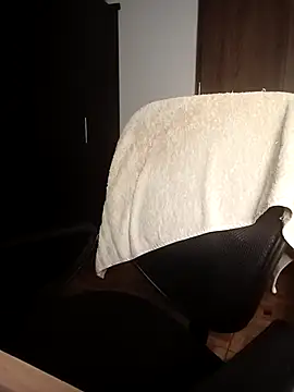 ZAHI WILLX online show from 10.18.25