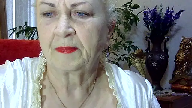 Snapshot of Emma52610 chatting on 03.20.25 Emma52610 online show from 03.20.25