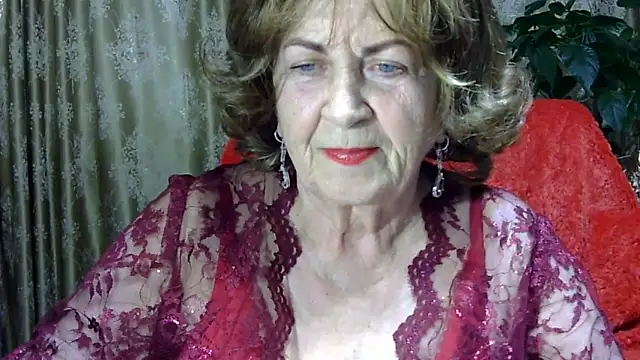 Emma52610 online show from 04.16.26