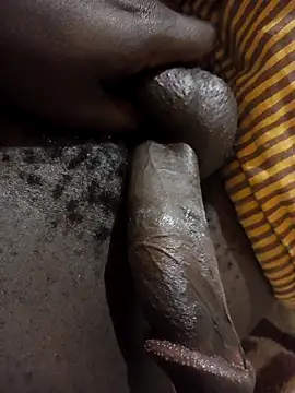 Snapshot of sbusiso1 chatting on 09.28.25 sbusiso1 online show from 09.28.25