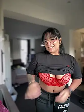 DannaaMeliza online show from 12.20.24