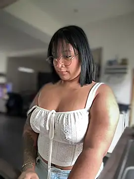 DannaaMeliza online show from 01.07.25