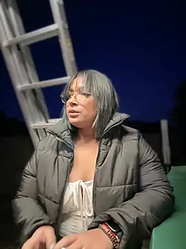 DannaaMeliza online show from 01.07.25