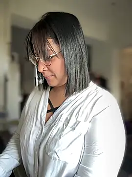 DannaaMeliza online show from 01.11.25