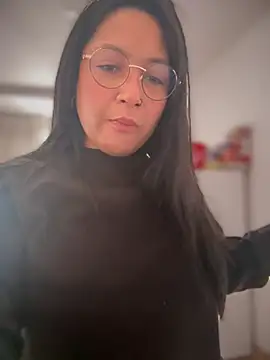 DannaaMeliza online show from 02.26.25