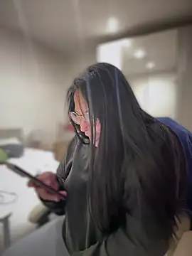 DannaaMeliza online show from 02.26.25