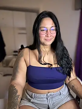 DannaaMeliza online show from 03.04.25