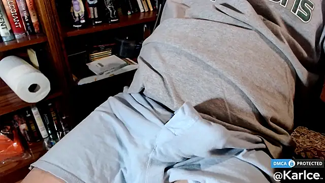 karlce online show from 10.23.25