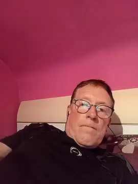 Lush4Love online show from 10.19.25