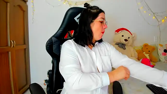 Susan Foxx online show from 12.24.24