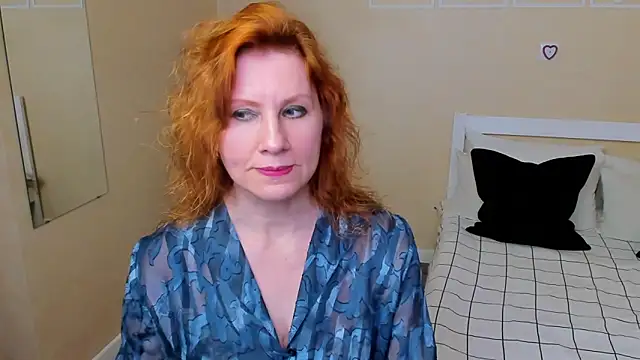 FoxySophia online show from 09.21.25