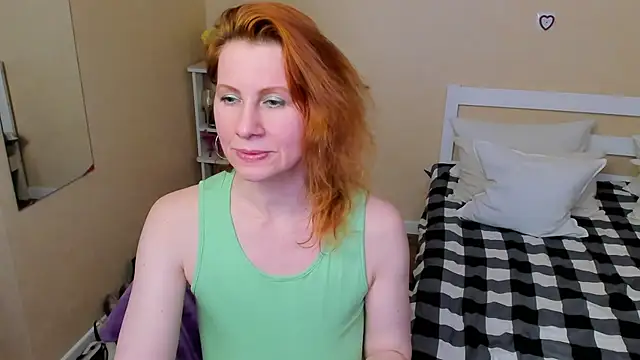 FoxySophia online show from 11.17.25