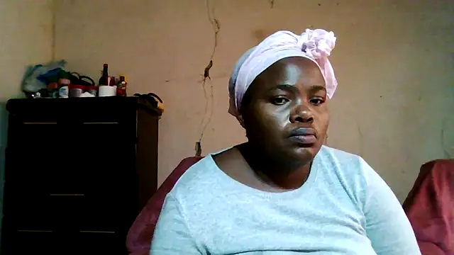 Snapshot of sexybigboobz chatting on 11.21.25 sexybigboobz online show from 11.21.25