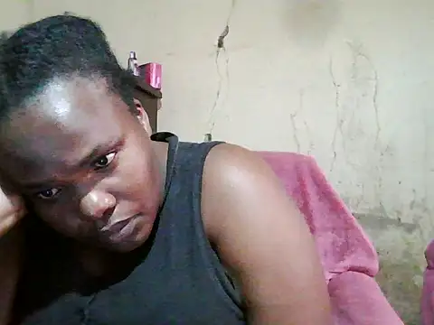 Snapshot of sexybigboobz chatting on 06.14.26 sexybigboobz online show from 06.14.26