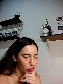 loveuu-bae online show from 01.20.25