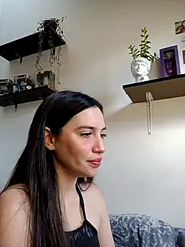 loveuu-bae online show from 02.01.25