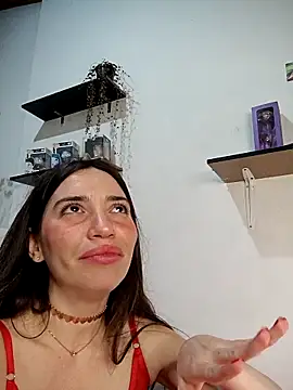 loveuu-bae online show from 02.15.25