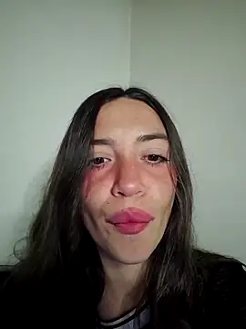 Snapshot of loveuu-bae chatting on 02.14.26 loveuu-bae online show from 02.14.26