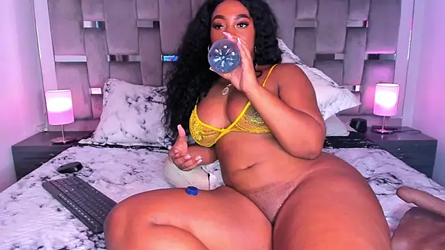 Cammiila online show from 03.19.25