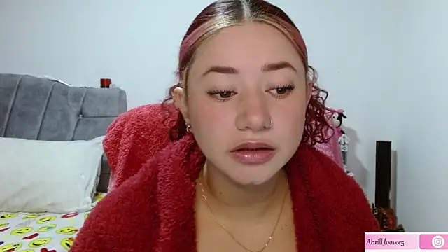 abril love2 online show from 01.30.25