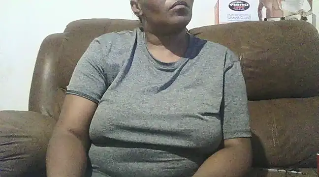 ebonytitts4u online show from 03.13.25