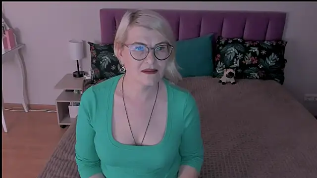 sabrinamacmarren online show from 02.28.25