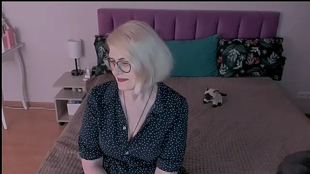 sabrinamacmarren online show from 03.02.25