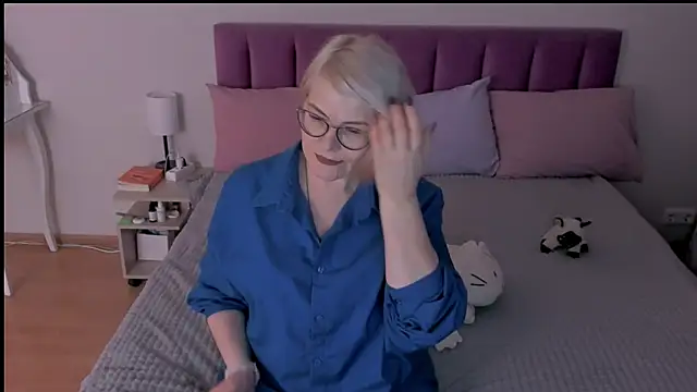 sabrinamacmarren online show from 03.11.25