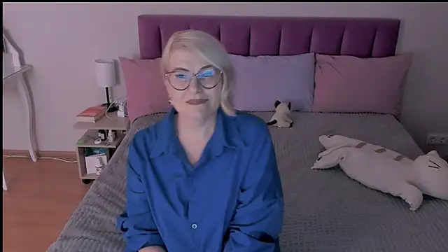 sabrinamacmarren online show from 03.14.25