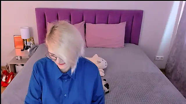 sabrinamacmarren online show from 11.20.25