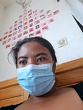 Snapshot of Artinah22 chatting on 12.23.24 Artinah22 online show from 12.23.24