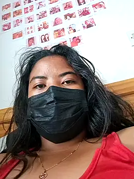 Snapshot of Artinah22 chatting on 01.29.25 Artinah22 online show from 01.29.25