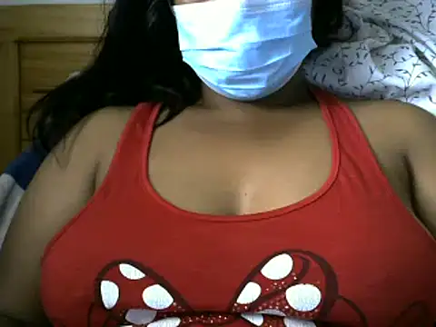 Snapshot of Artinah22 chatting on 03.01.25 Artinah22 online show from 03.01.25