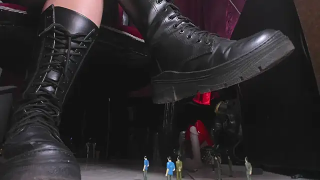 MeGoddesSara online show from 01.24.25