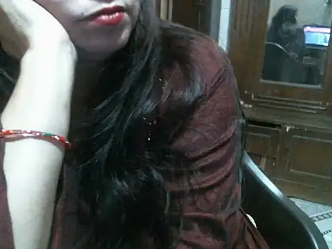Snapshot of UrsMansi chatting on 04.24.26 UrsMansi online show from 04.24.26