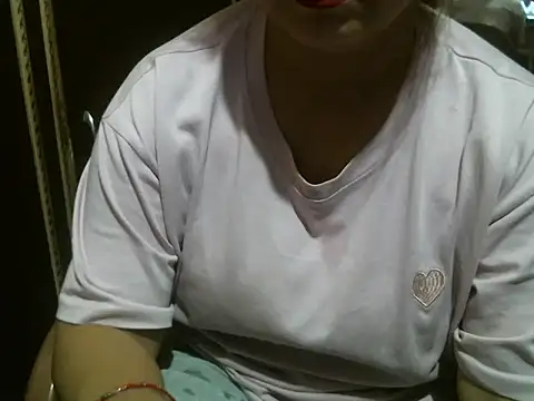 Snapshot of UrsMansi chatting on 05.15.26 UrsMansi online show from 05.15.26
