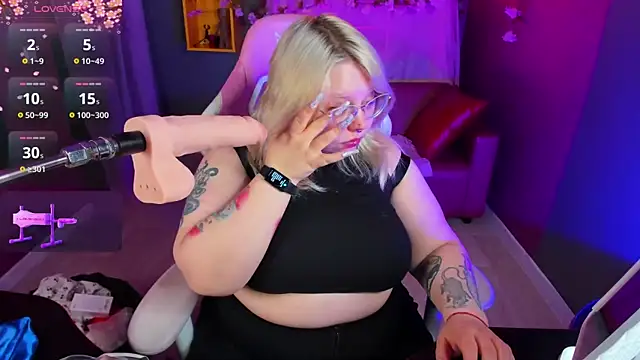 Snapshot of Yoki_Shizuko chatting on 03.05.26 Yoki Shizuko online show from 03.05.26