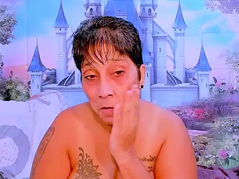 Snapshot of indianroxy chatting on 02.22.25 indianroxy online show from 02.22.25