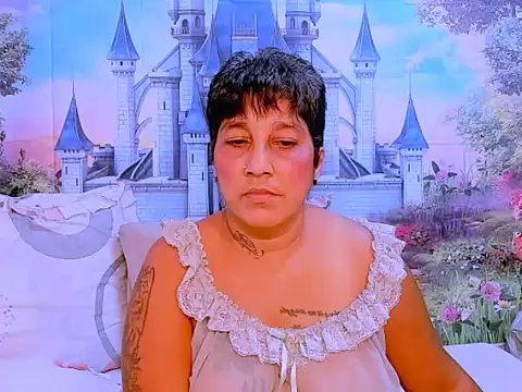 Snapshot of indianroxy chatting on 03.04.25 indianroxy online show from 03.04.25