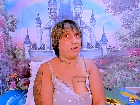 Snapshot of indianroxy chatting on 09.10.25 indianroxy online show from 09.10.25