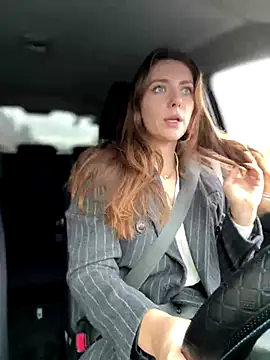 MariiD online show from 10.28.25