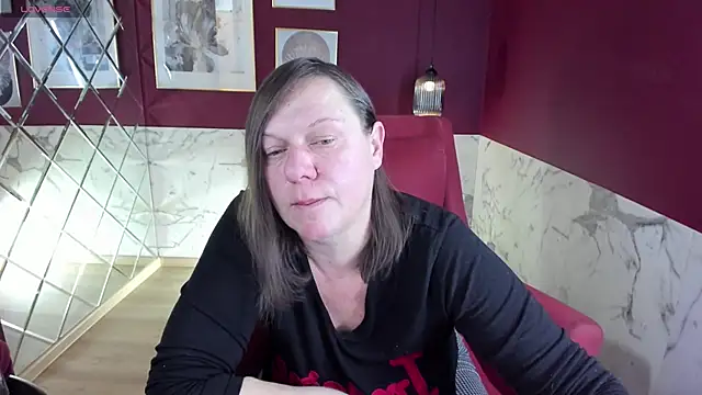 KellyPerfection online show from 10.18.25