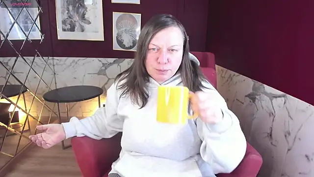 KellyPerfection online show from 04.02.26