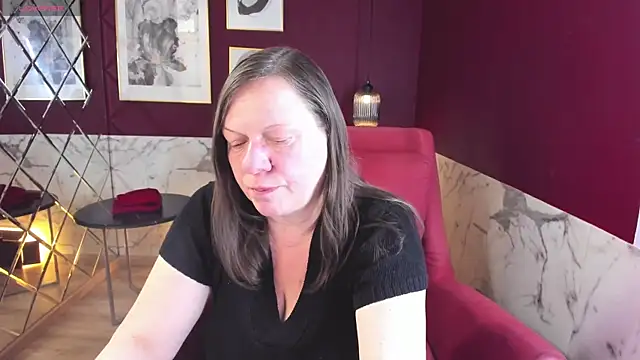 KellyPerfection online show from 04.17.26