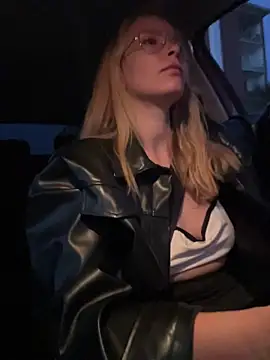 AnastasiaAniess online show from 04.15.26