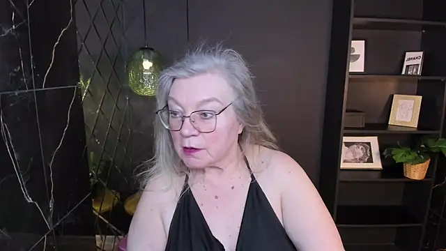 NataliMellow online show from 02.10.26