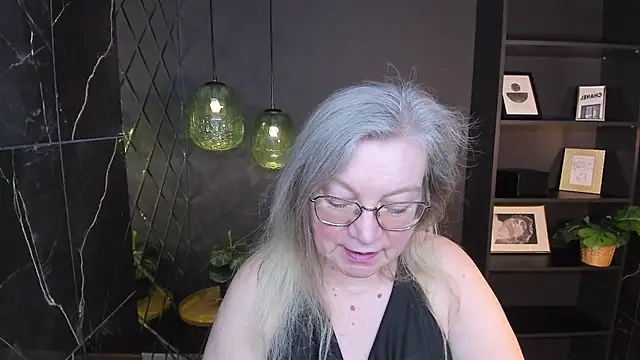 Snapshot of NataliMellow chatting on 03.10.26 NataliMellow online show from 03.10.26