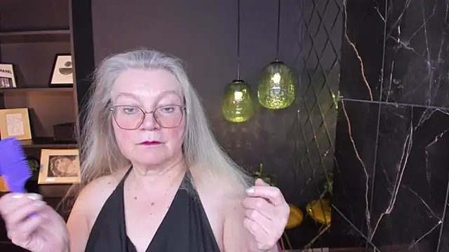 Snapshot of NataliMellow chatting on 03.24.26 NataliMellow online show from 03.24.26